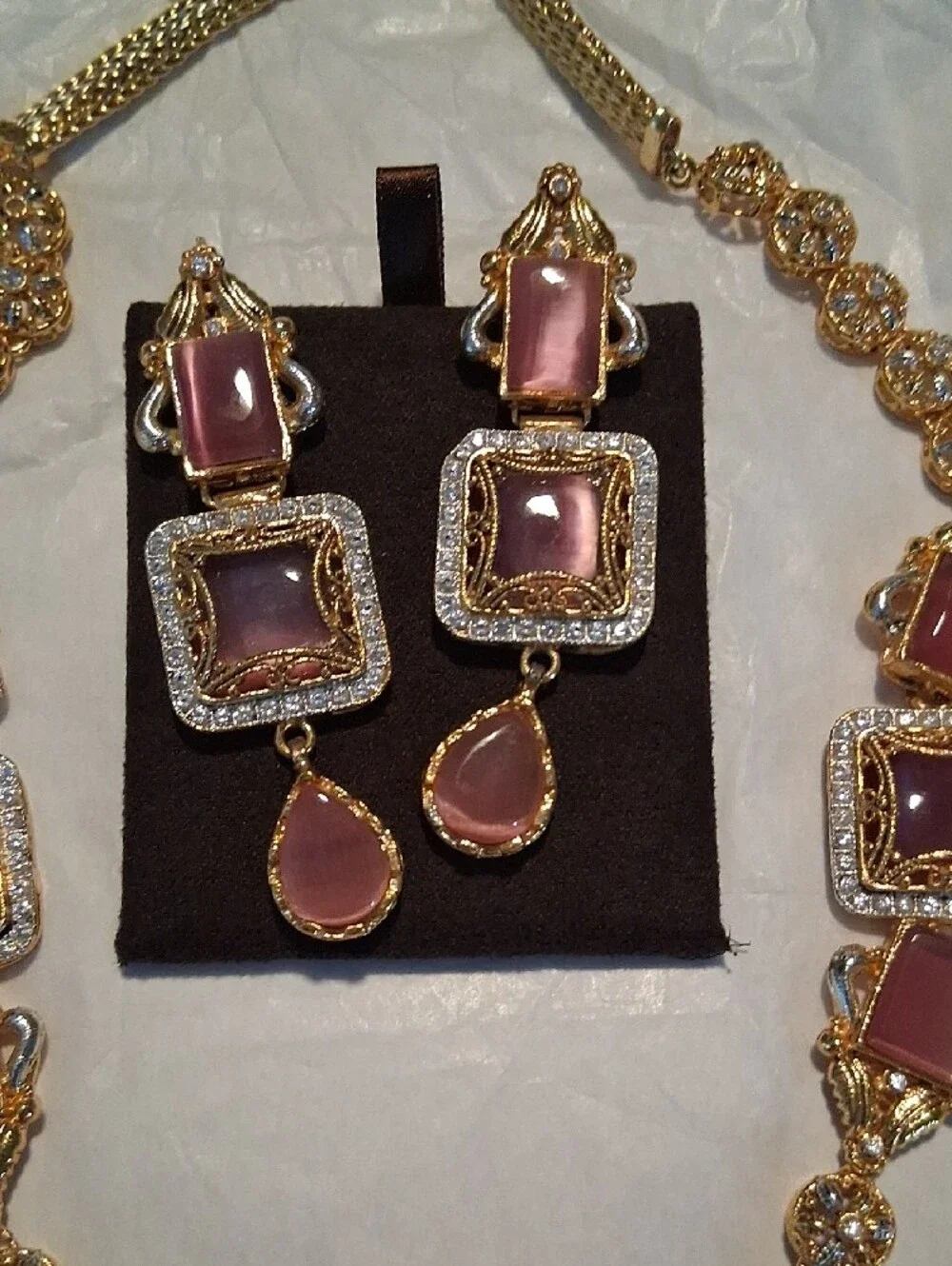 Gold-Tone Pink Stone Necklace & Earring Set